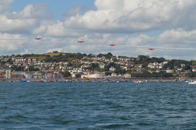 86. Red Arrows over Dawlish b