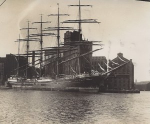 'Kobenhavn', Danish 4-mast barque, discharging grain in West Float, Birkenhead